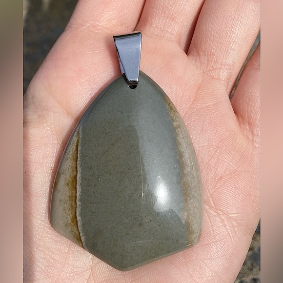 Polychrome Jasper Pendant Necklace - Picture 4 of 4